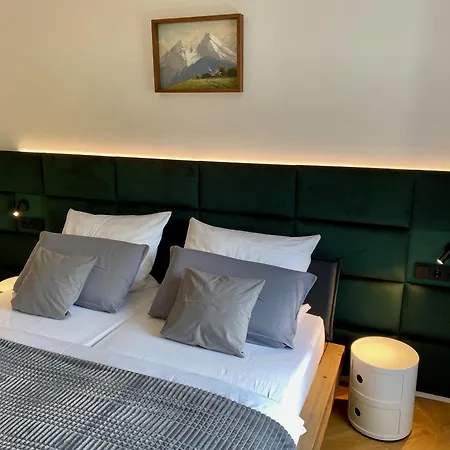 Bergelemente - Gmundberg Apartman *