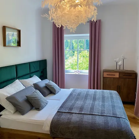 Bergelemente - Gmundberg Apartman *