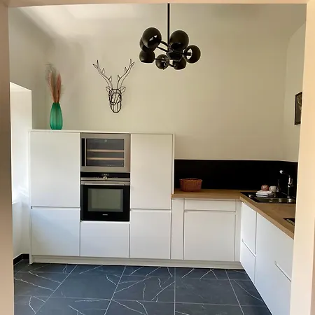 Bergelemente - Gmundberg Apartman *